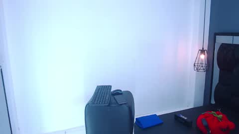 Daniel Delux  online show from October 9, 12:25 pm