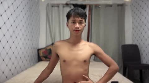 Snapshot of daniel_griffin chatting on November 13, 1:04 am daniel_griffin online show from November 13, 1:04 am