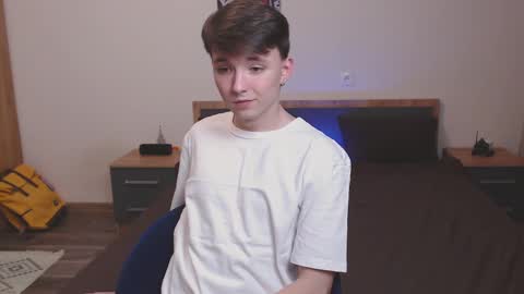 Snapshot of daniel_isaak chatting on February 22, 7:25 pm Daniel Jerry online show from February 22, 7:25 pm