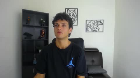 daniel_vila online show from September 12, 12:00 am