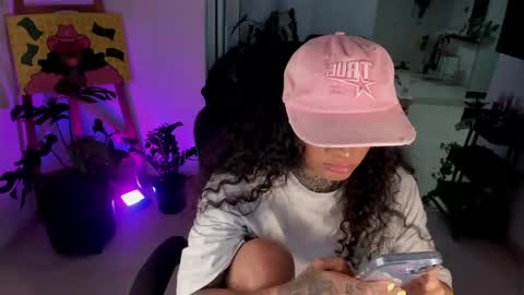 daniela_arenas online show from April 22, 1:19 am