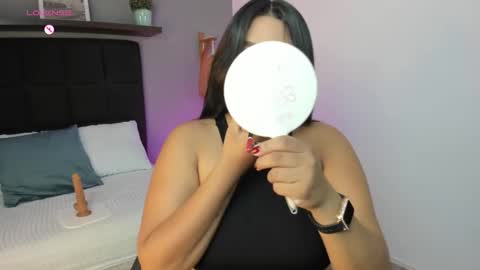 D A N I online show from November 7, 3:17 am