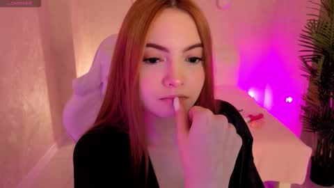 Snapshot of daniela_saules chatting on December 15, 8:51 am Daniela online show from December 15, 8:51 am