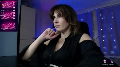 Snapshot of danielacooperx chatting on October 19, 12:50 pm Daniela Cooper online show from October 19, 12:50 pm