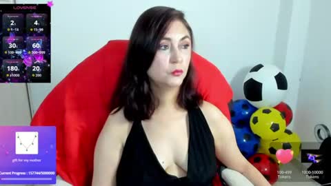 Snapshot of danielahot2 chatting on June 25, 6:51 am Daniela online show from June 25, 6:51 am