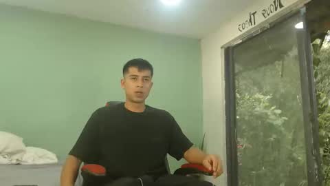 Snapshot of danielitopapii chatting on February 3, 1:38 pm danielitopapii online show from February 3, 1:38 pm