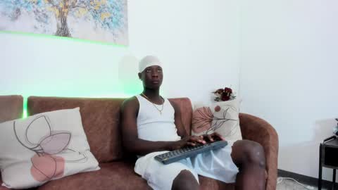 daniell_ferrari online show from January 18, 8:09 pm