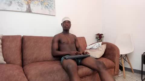 daniell_ferrari online show from February 4, 2:17 am