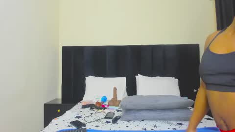 Snapshot of danielle_rock chatting on July 31, 7:13 pm danielle_rock online show from July 31, 7:13 pm