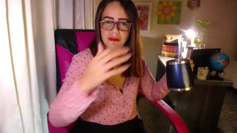 Angie online show from May 28, 5:10 pm