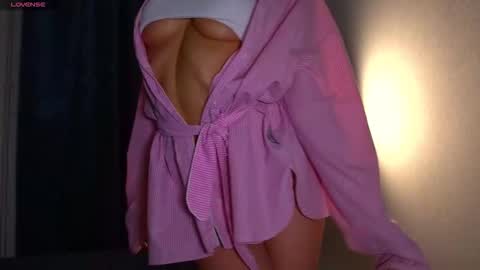 Danielle online show from March 25, 9:54 pm