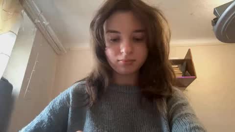 Snapshot of daniellevaulet chatting on October 28, 7:01 am Mia online show from October 28, 7:01 am