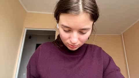 Snapshot of daniellevaulet chatting on November 7, 7:52 am Mia online show from November 7, 7:52 am