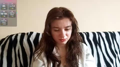 Snapshot of daniellevaulet chatting on December 22, 6:54 am Mia online show from December 22, 6:54 am