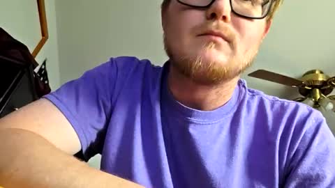 Daniel    y. online show from January 5, 8:01 pm