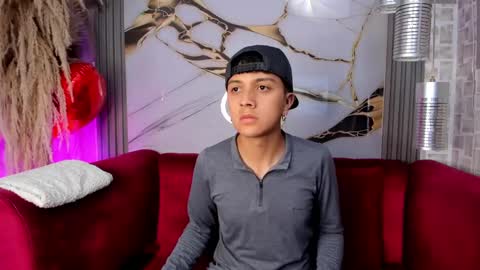 Snapshot of danieltravel chatting on October 28, 12:19 pm Daniel online show from October 28, 12:19 pm