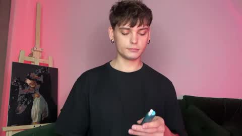 danieltuckerr online show from March 11, 2:56 pm