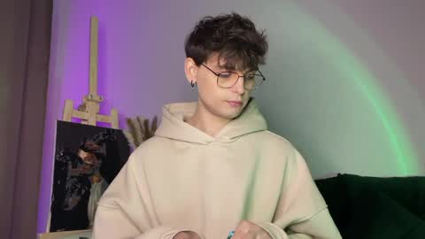 danieltuckerr online show from April 9, 10:59 pm