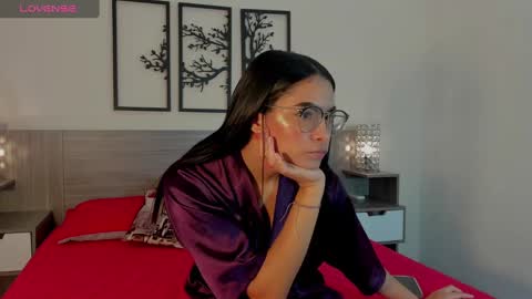 Daniela online show from December 4, 2:15 pm