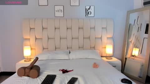 Daniela online show from December 9, 12:40 pm