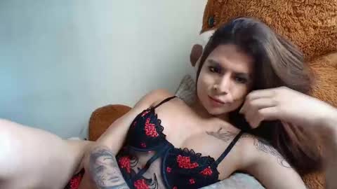 Snapshot of danii_rose chatting on May 15, 8:16 pm Rose online show from May 15, 8:16 pm