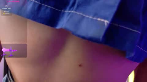 Snapshot of danika_dahl chatting on June 30, 8:43 pm Danika Dahl online show from June 30, 8:43 pm