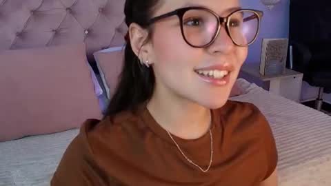 Snapshot of danika_x chatting on June 14, 1:25 am Danika online show from June 14, 1:25 am