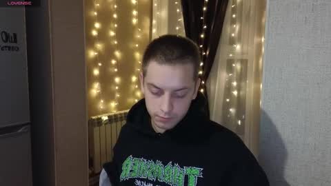 danila online show from December 3, 10:08 pm