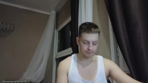 Snapshot of danila_trezzini chatting on February 20, 8:20 pm danila online show from February 20, 8:20 pm