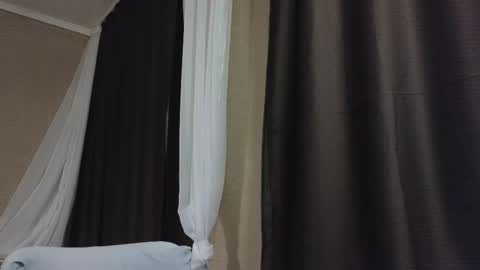 Snapshot of danila_trezzini chatting on February 24, 6:39 pm danila online show from February 24, 6:39 pm