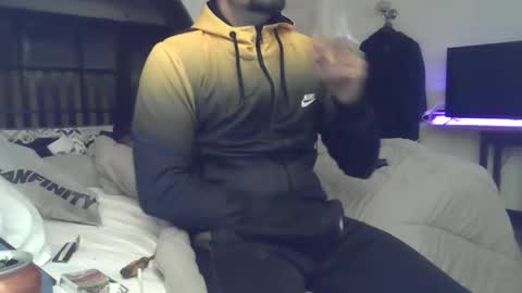 Snapshot of danipeubaix chatting on November 5, 8:42 pm alex19cm online show from November 5, 8:42 pm