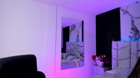 Dani Phonenix online show from October 10, 7:13 pm