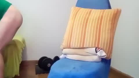 daniroca8 online show from December 5, 3:30 pm