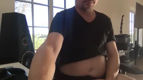 danishjss online show from April 8, 6:35 am