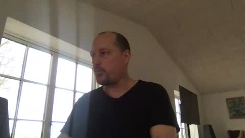 danishjss online show from April 10, 7:13 am