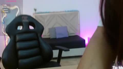 Danivilix Tay online show from September 30, 11:59 am