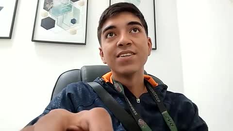 daniel segura online show from April 10, 3:50 pm