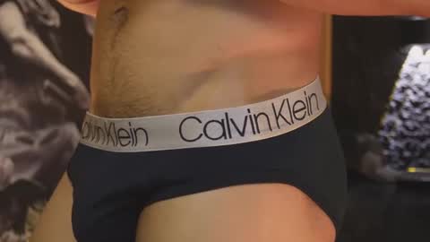 Dann saenz online show from October 31, 2:18 pm