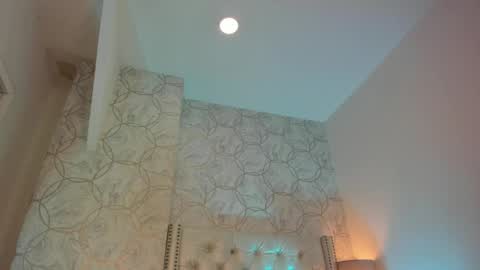 Danna online show from April 9, 10:42 am