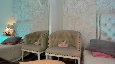 Danna online show from April 15, 7:58 pm