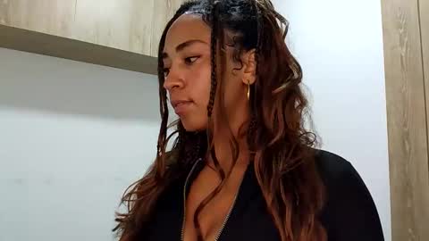 Snapshot of danna__ross chatting on April 28, 3:44 am Danna Ross online show from April 28, 3:44 am