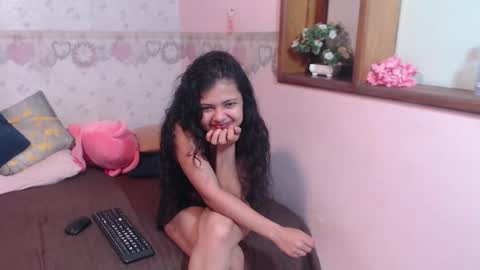Snapshot of danna_luz1 chatting on February 17, 12:12 pm Luz online show from February 17, 12:12 pm