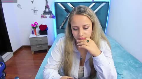 Danna martinezz online show from September 14, 8:41 pm