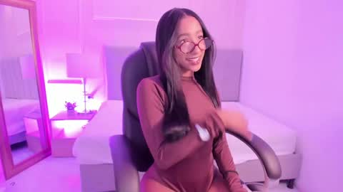 danna_palmeth online show from October 16, 8:10 pm