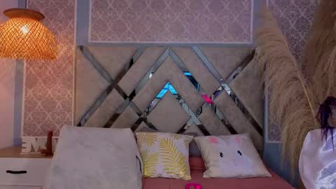 danna_peters online show from April 15, 7:43 pm