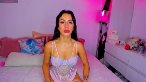 Danna Rhodes online show from December 20, 11:39 am