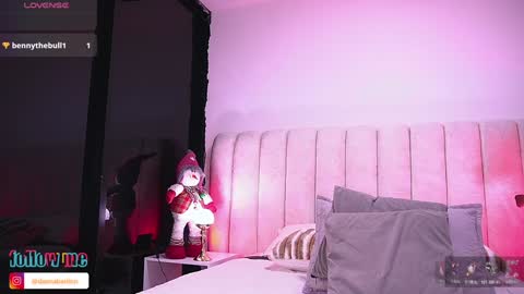 Danna Berlin  online show from November 6, 7:37 pm