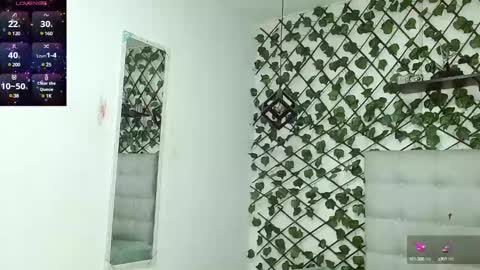 dannaberlin_0 online show from December 28, 12:56 pm