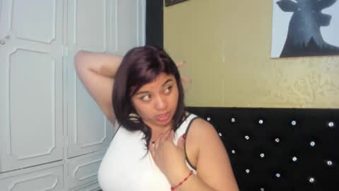 Snapshot of dannagarza chatting on February 8, 4:03 am Danna Garza online show from February 8, 4:03 am