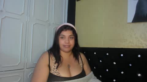 Snapshot of dannagarza chatting on February 25, 11:08 am Danna Garza online show from February 25, 11:08 am